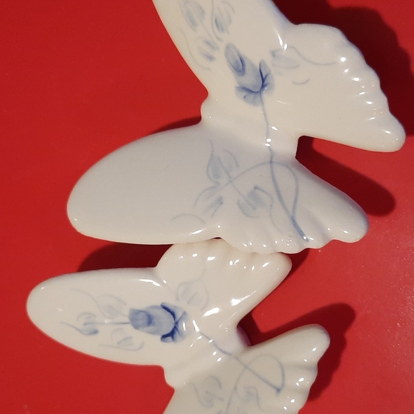 Pair of butterfly figures 🦋 - Picture 5 of 7